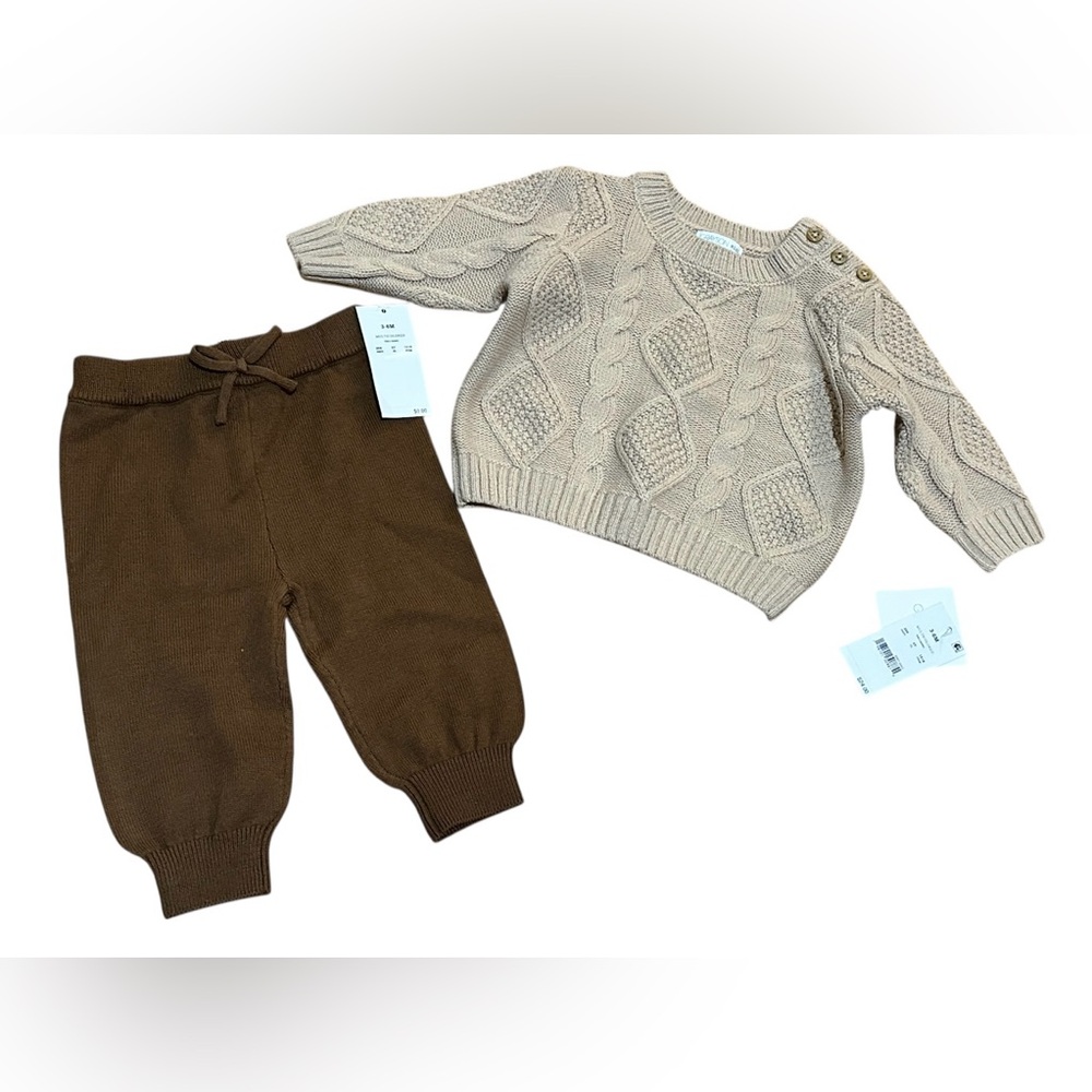 Cozy sweater and pants set. Grayson Mini.